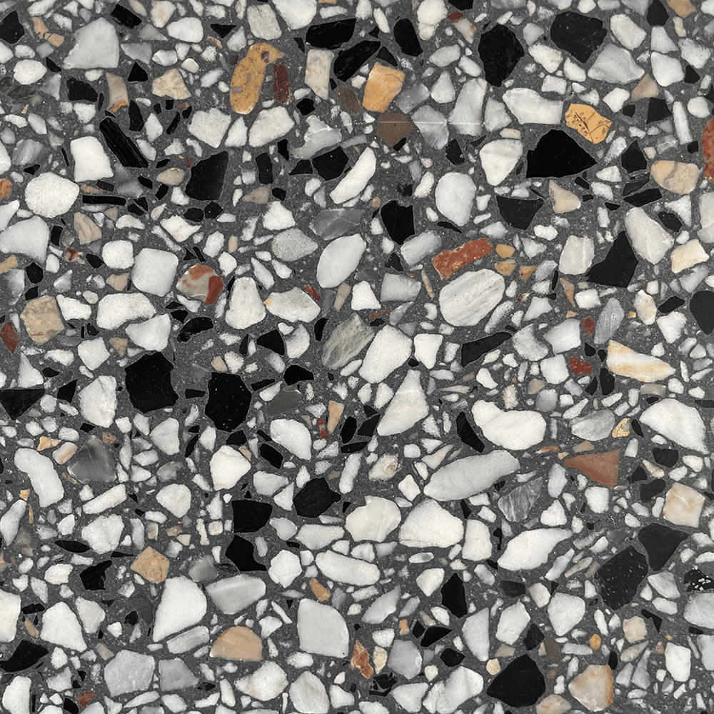 Terrazzo 1840 med gråt, mørkt og varmt mix