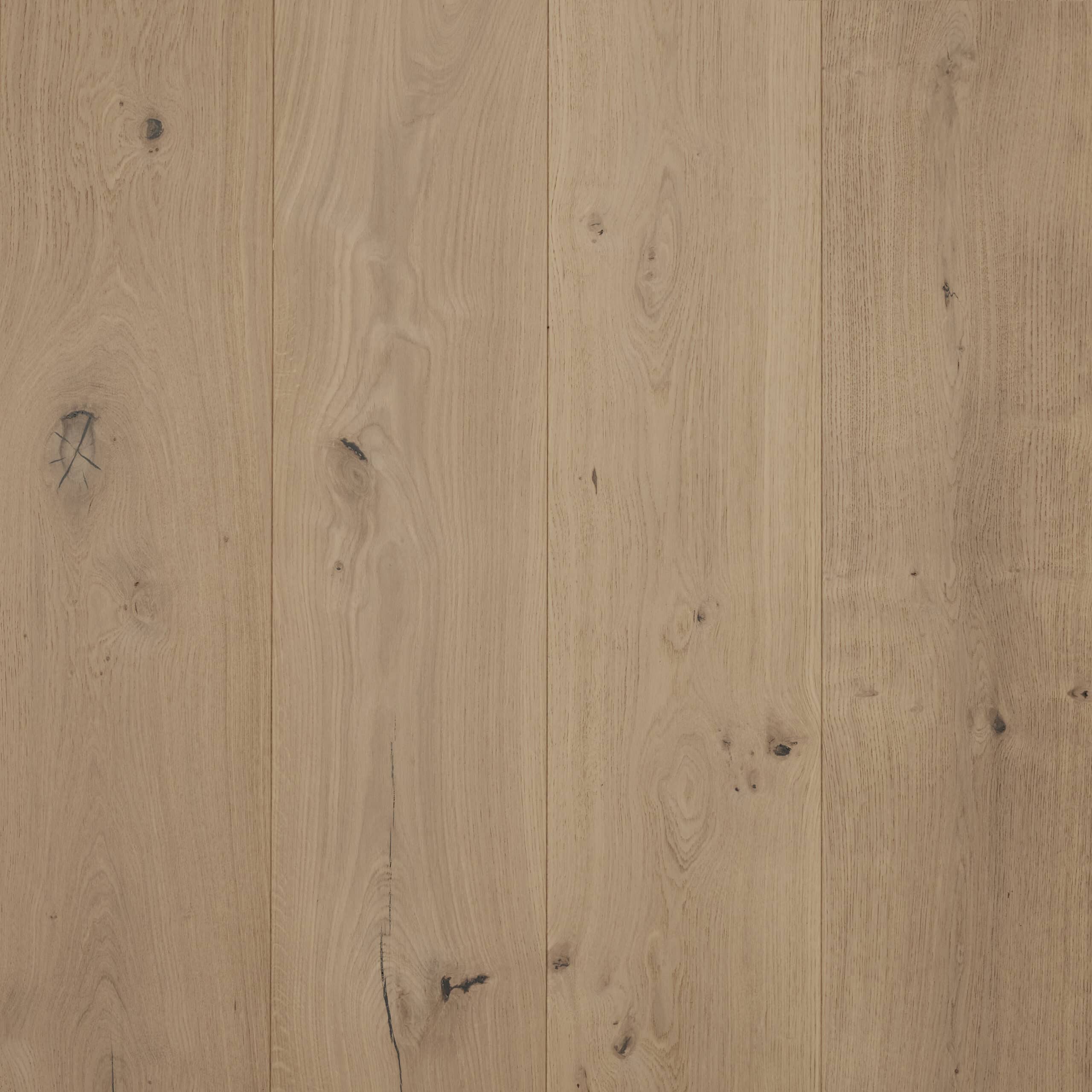 Eksklusiv Eg Plankegulv RUSTIK Neutral lak på 26 x 220 cm