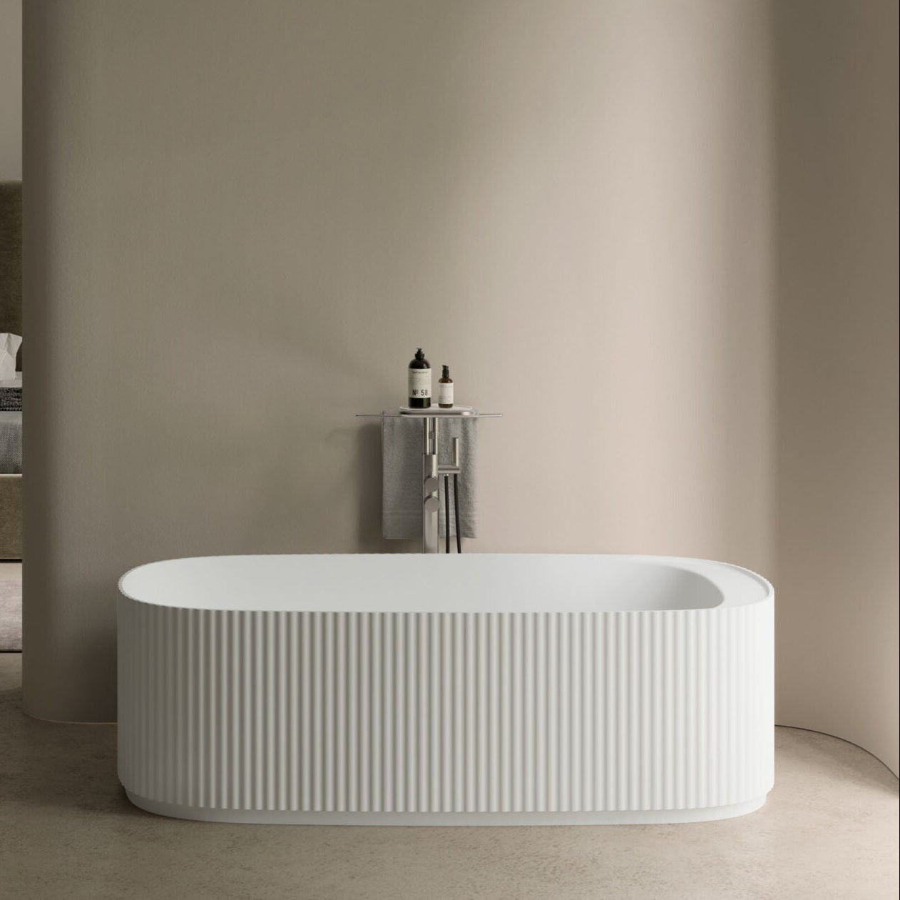 Elegant fritstående badekar i Cristalplant 170 cm