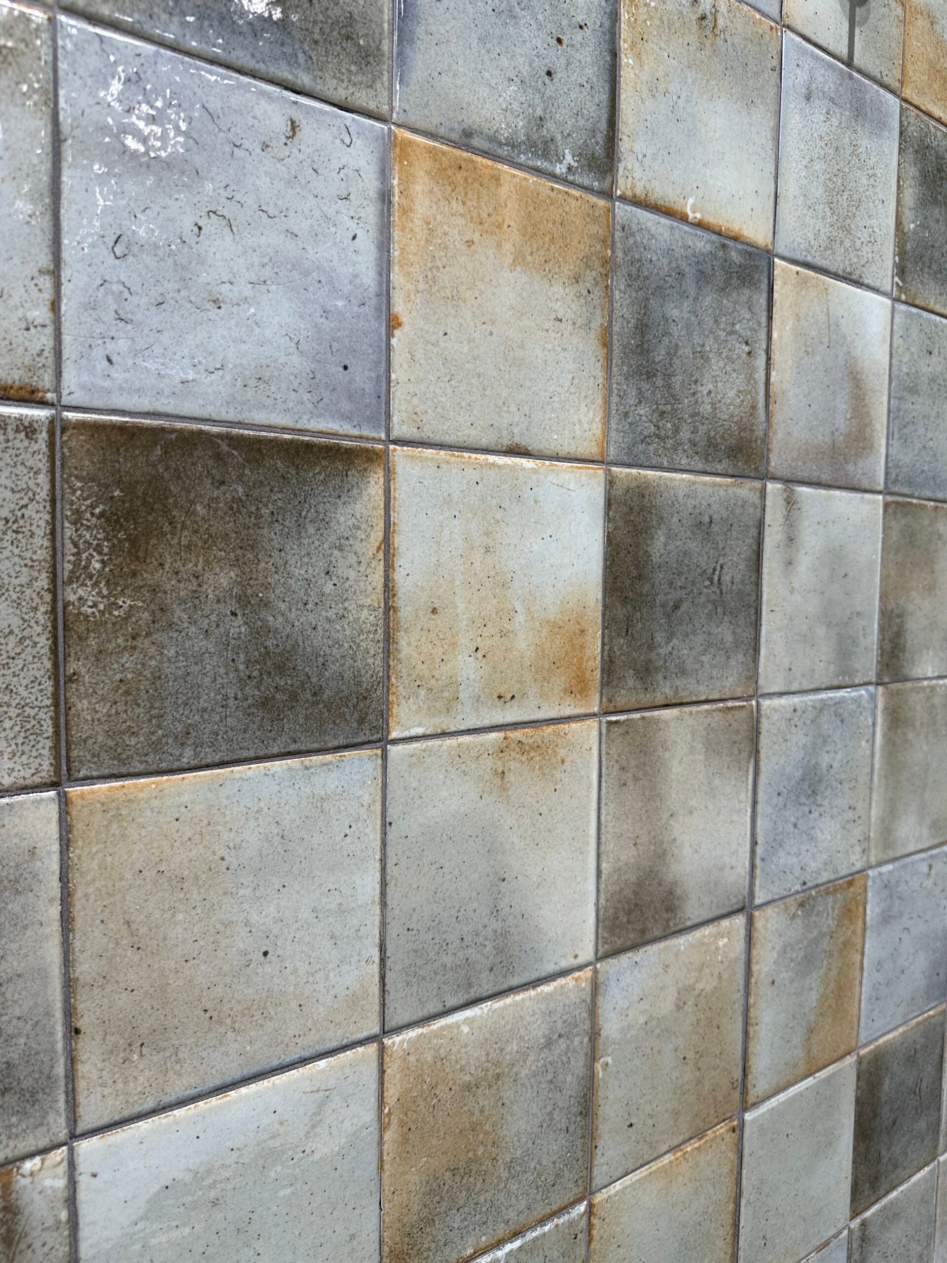 kvadratisk vægflise