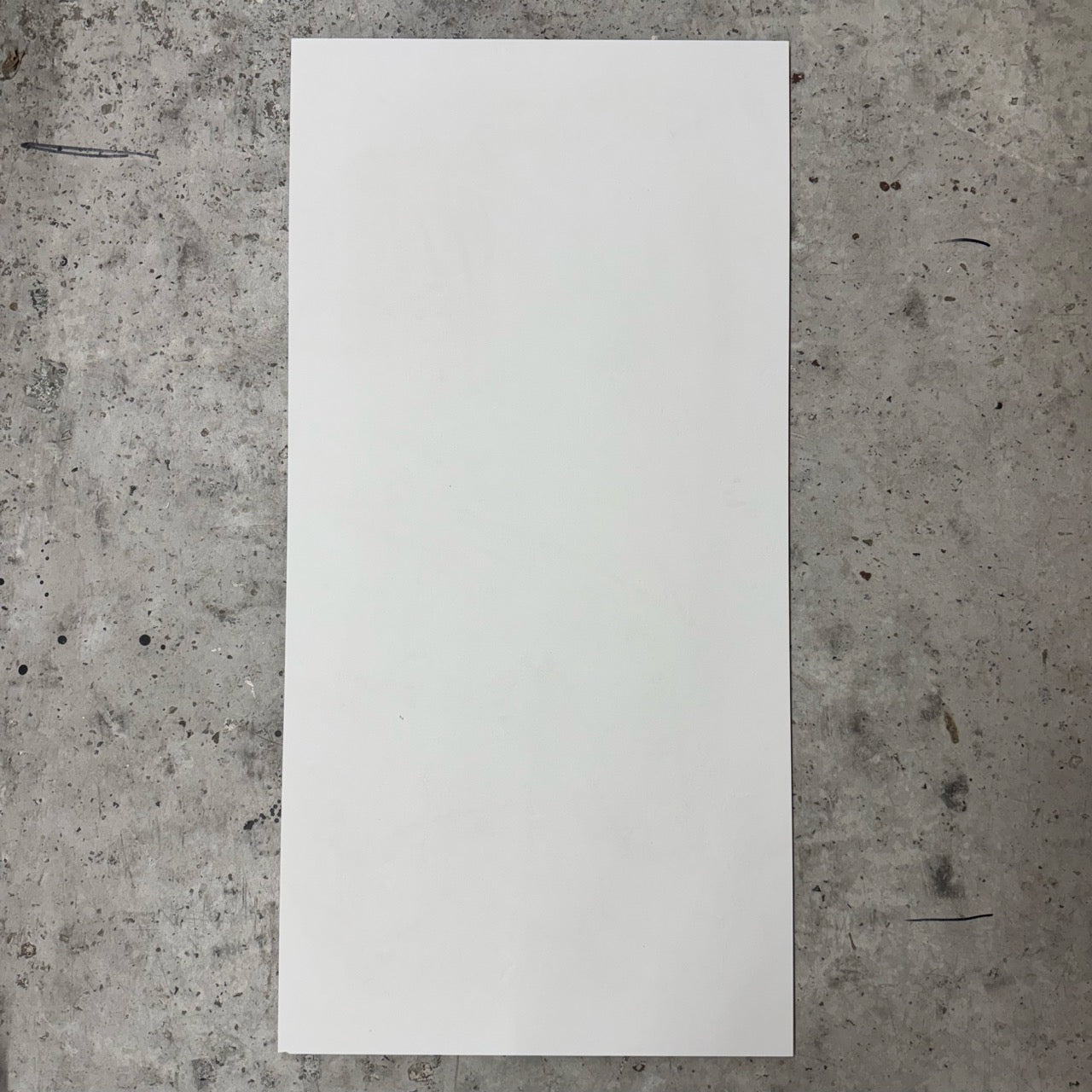 Pigmenta White - 60 x 120 cm (8,64 m2)