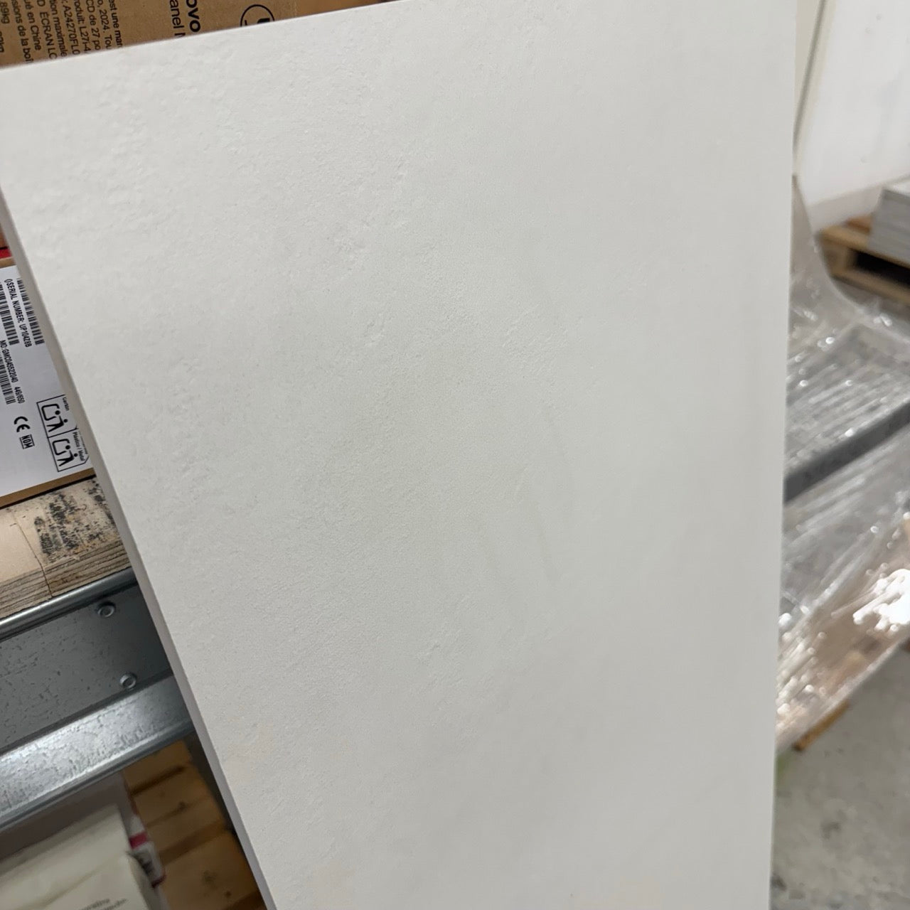 Pigmenta White - 60 x 120 cm (8,64 m2)