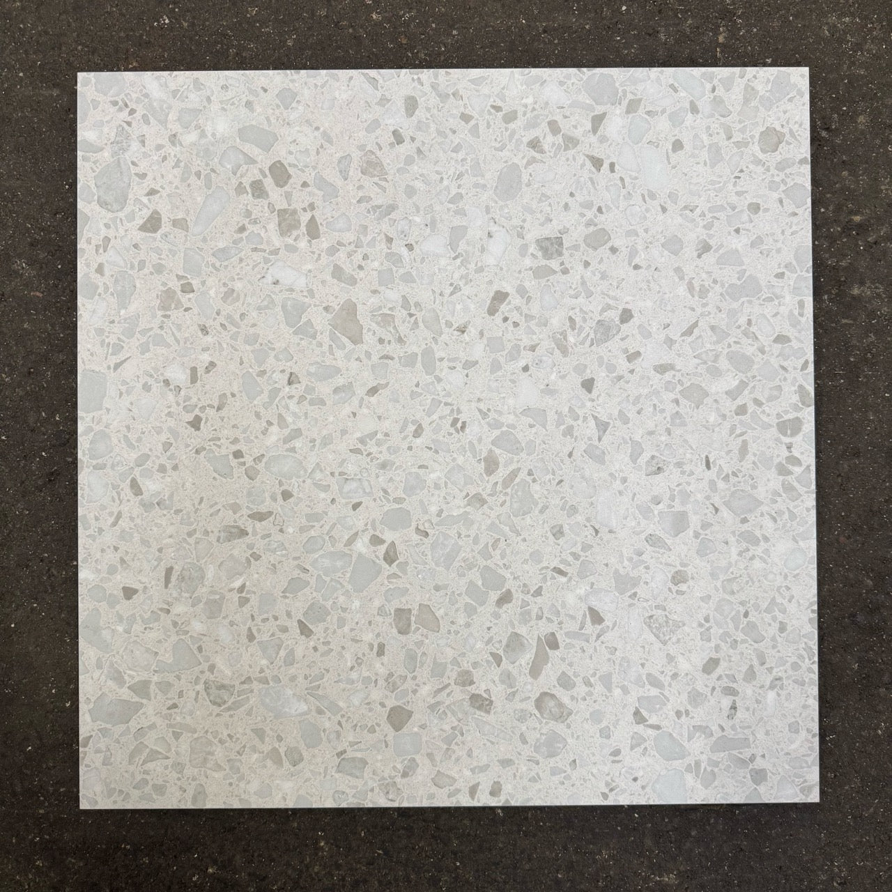 White Sino terrazzolook - 60 x 60 cm (10,08 m2)