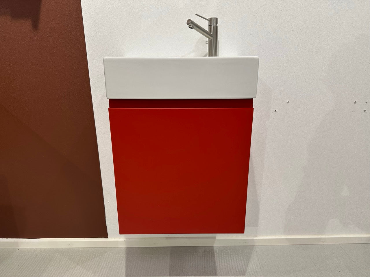 Milano 45cm inkl. spejlskab - Udstillingsmodeller