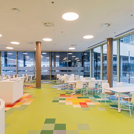 AB flisen i flere farver