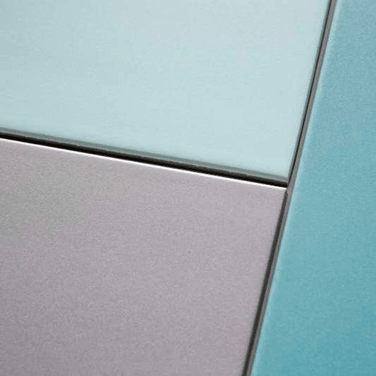 AB flisen i farverne Oxide red i Light og Turqoise i Light og Medium