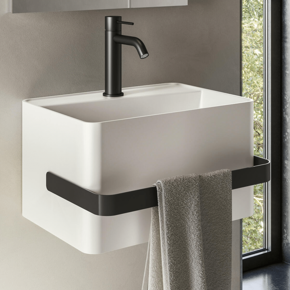 LAY badmøbel med håndklædestang