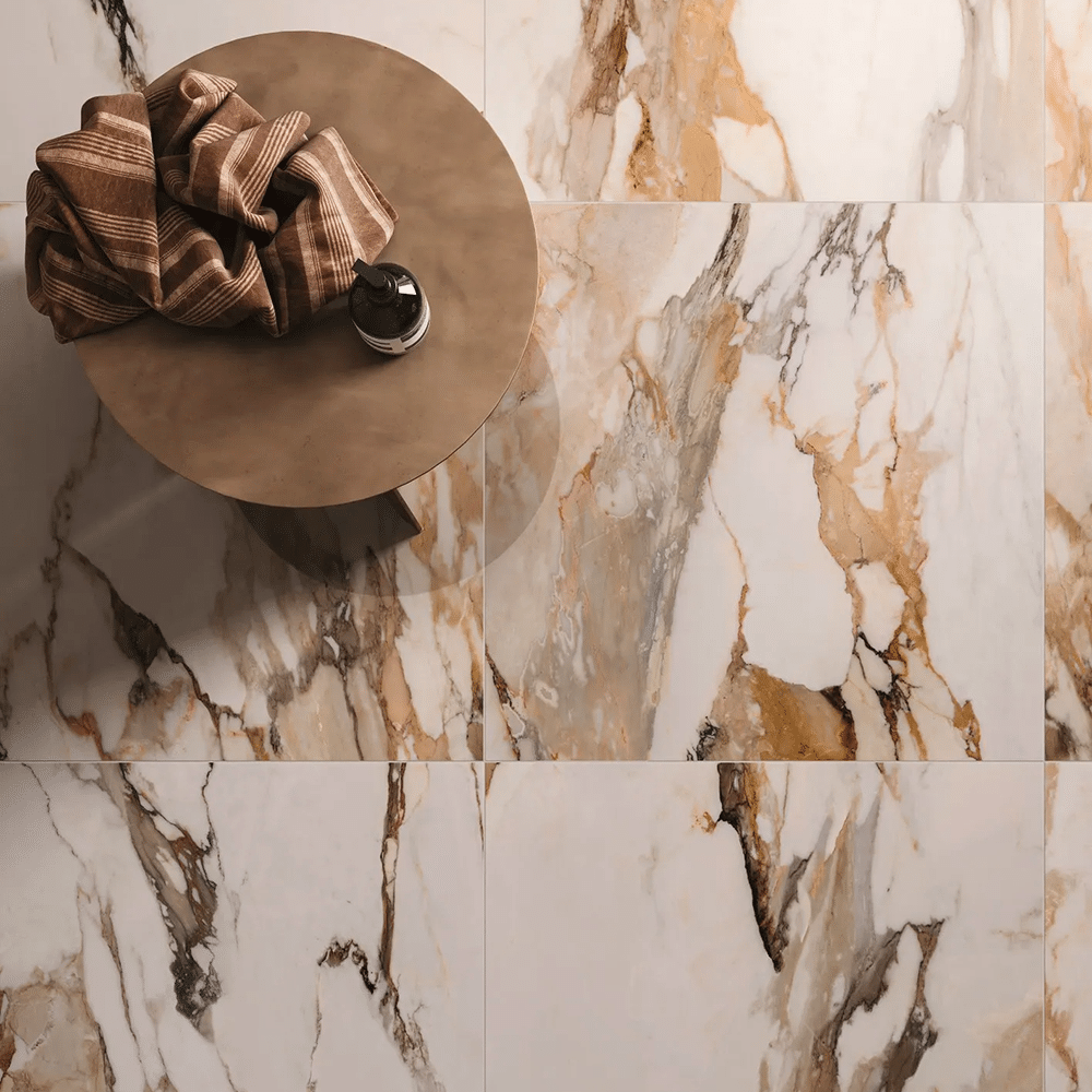 Marmi flisen i farven Oro