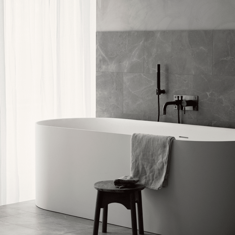 BOX026 i farven Black Chrome