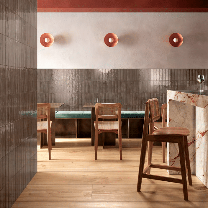 Relais flisen i farven Tobacco