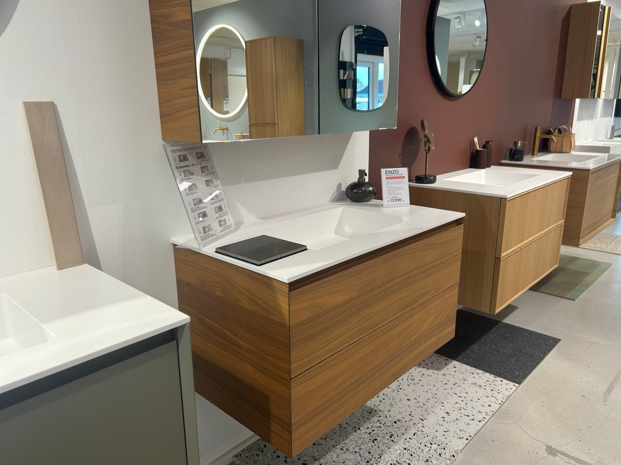 badmøbel med nedsænket vask