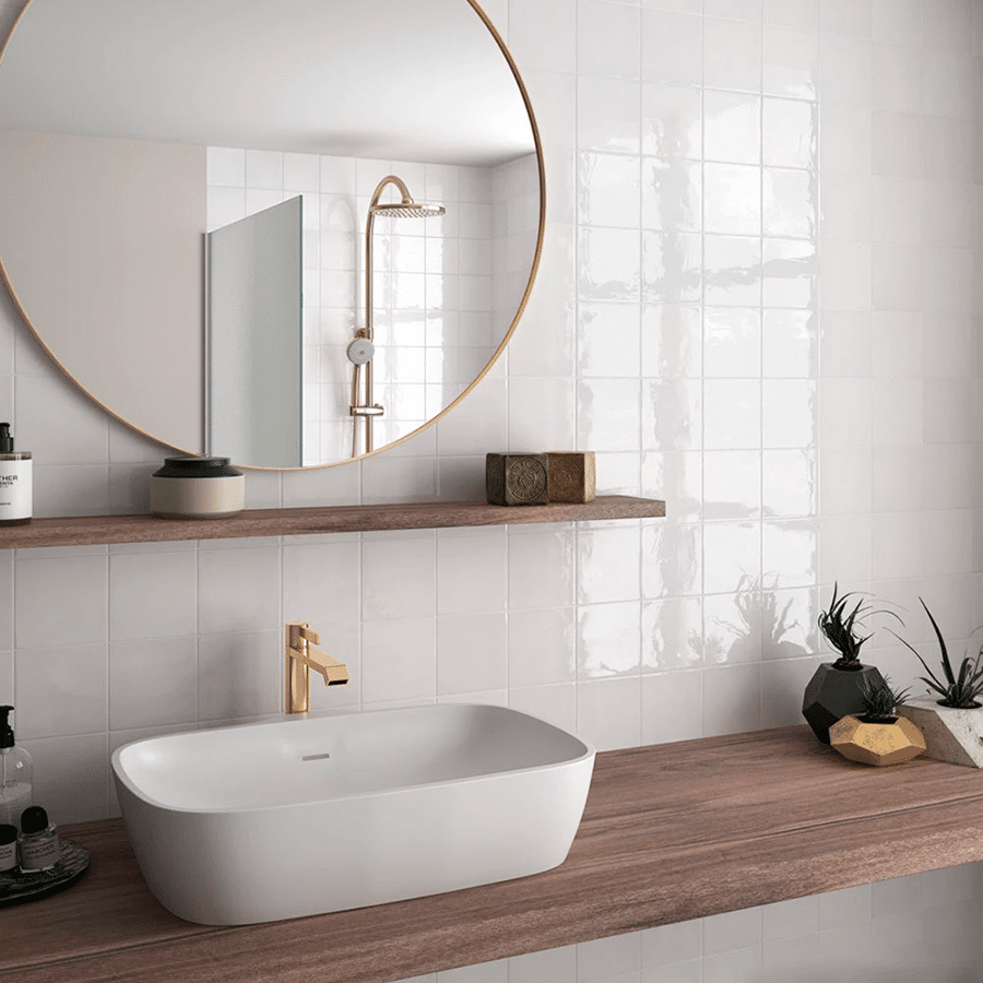 Vill flisen i farven White