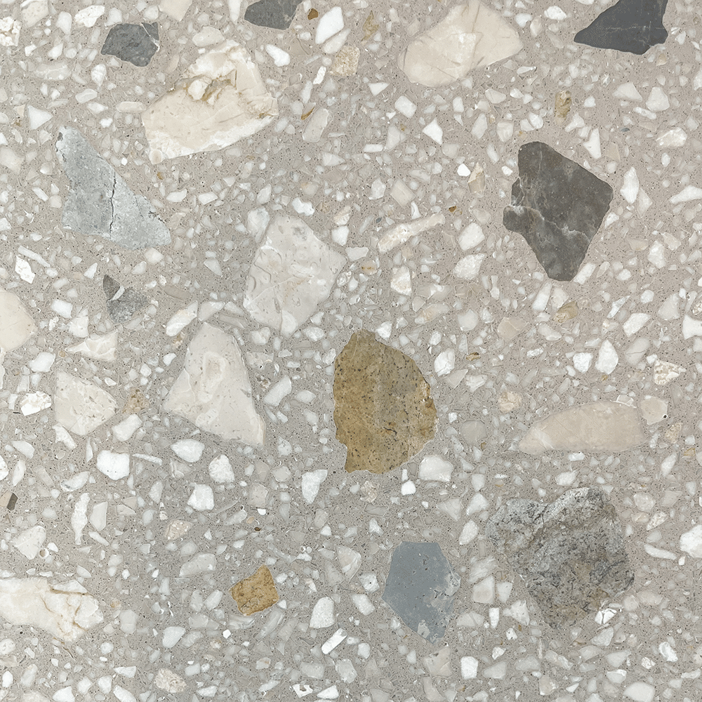 Terrazzo Classico 2.S med lyst, koldt mix Sokkelkant