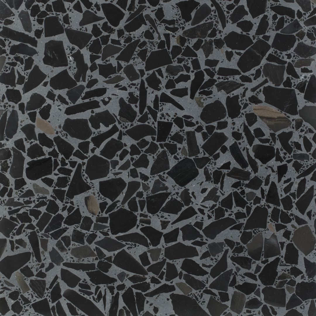 Terrazzo Classico 2.U med mørkt mix Sokkelkant