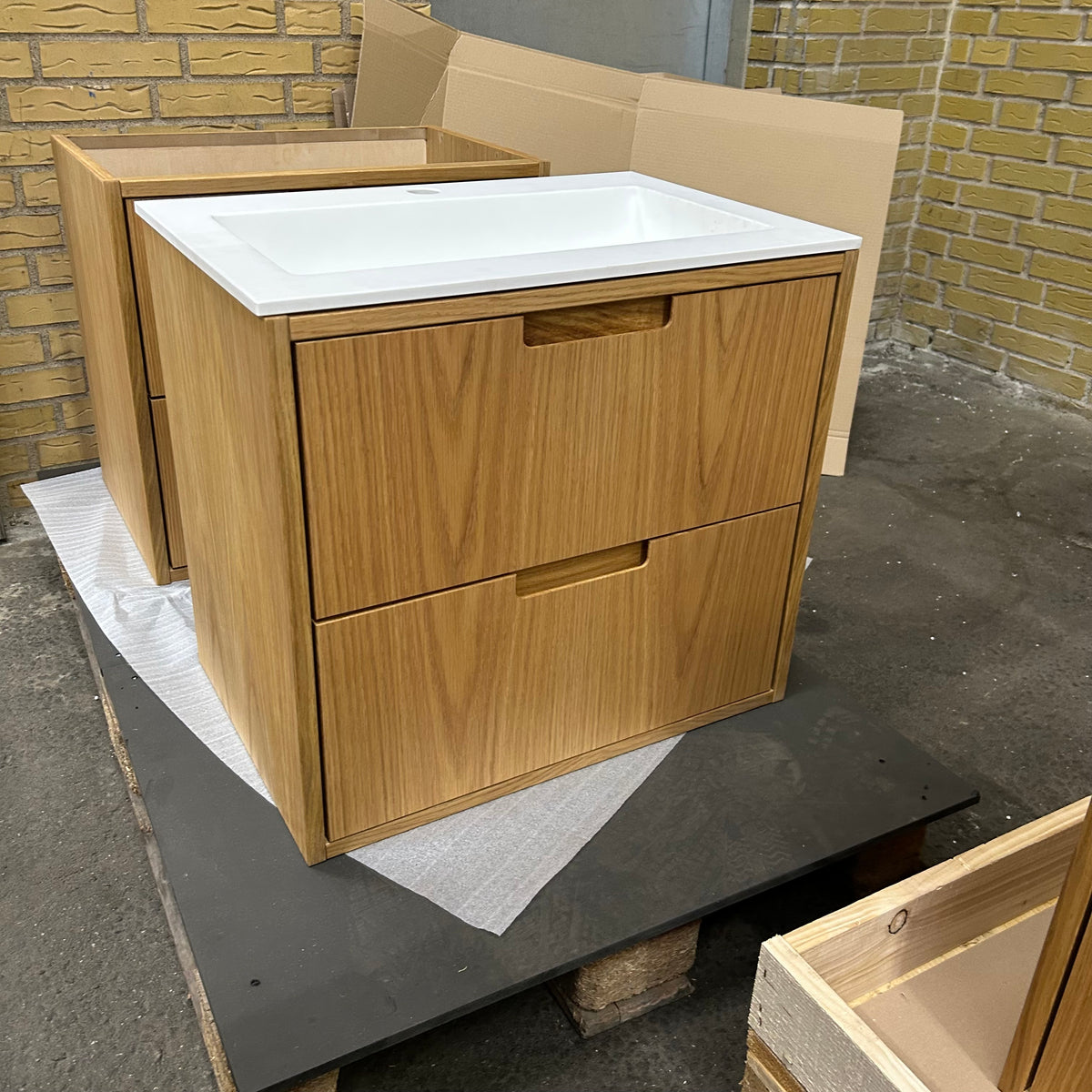 OUTLET ALMA 3931 Snedker badmøbel - Eg Naturolieret - 60 x 40 cm