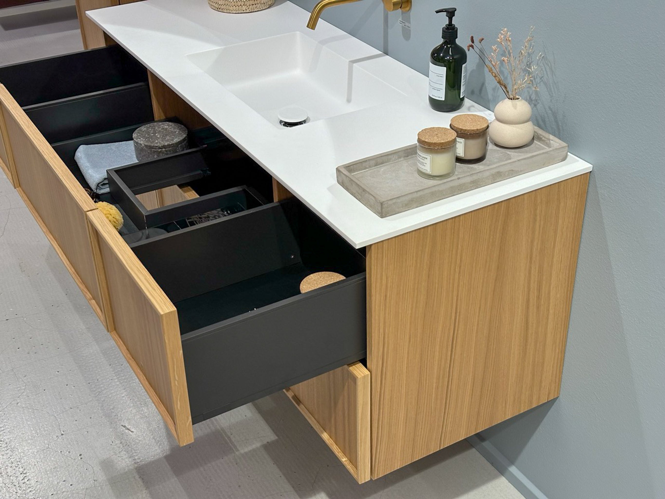 Shaker Badmøbel i Eg, 140 cm - Vask Center