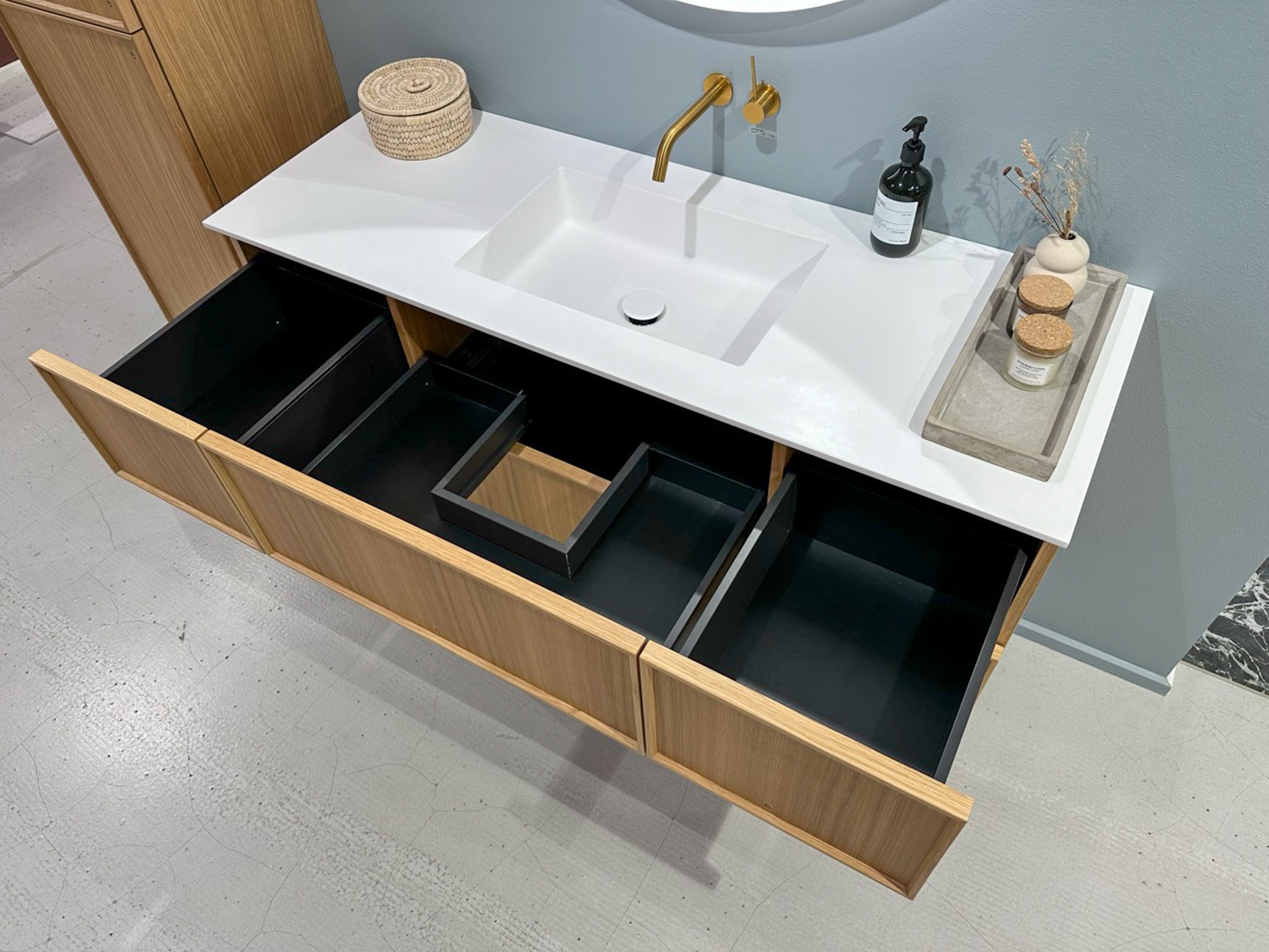 Shaker Badmøbel i Eg, 140 cm - Vask Center