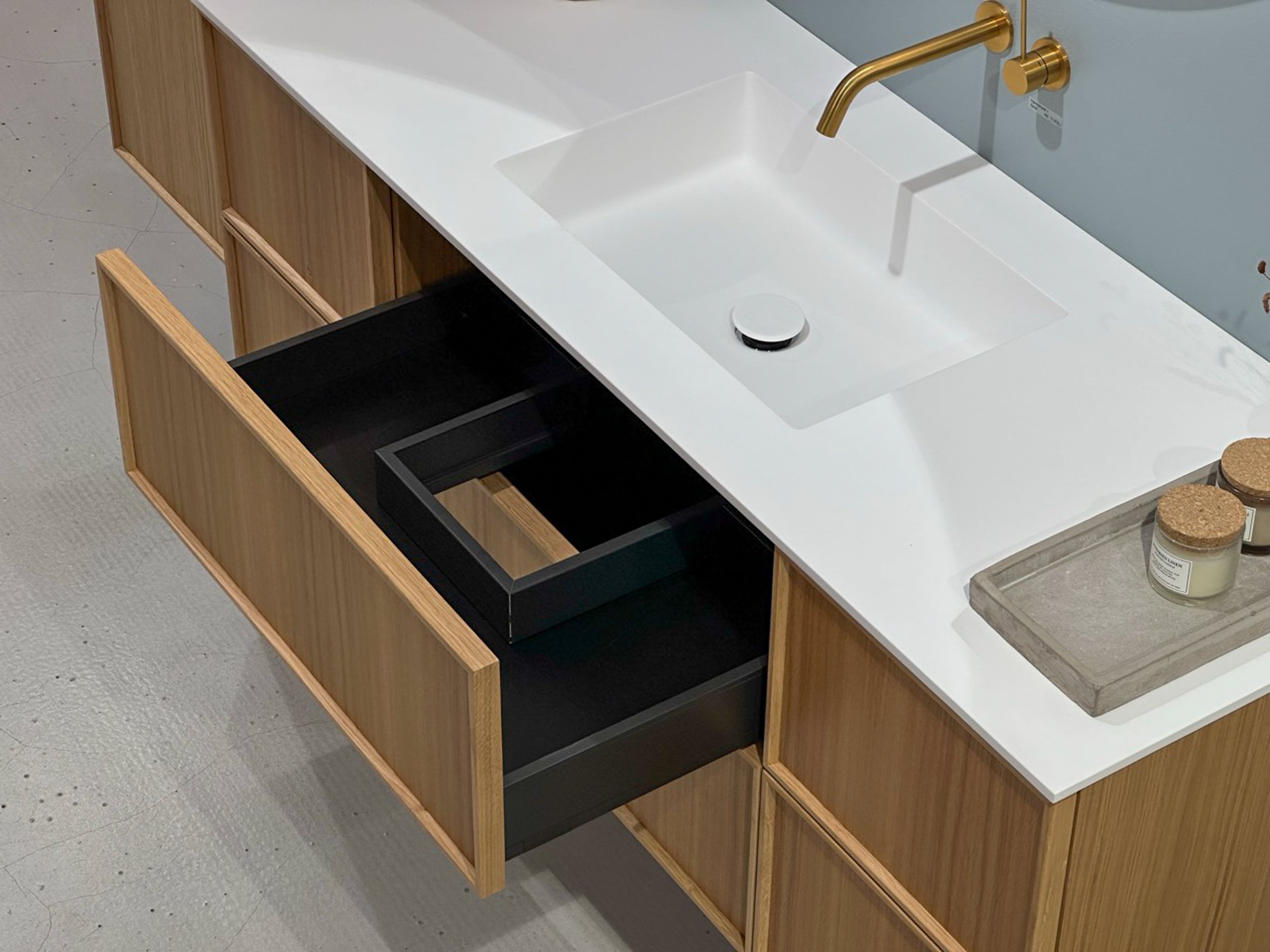 Shaker Badmøbel i Eg, 140 cm - Vask Center