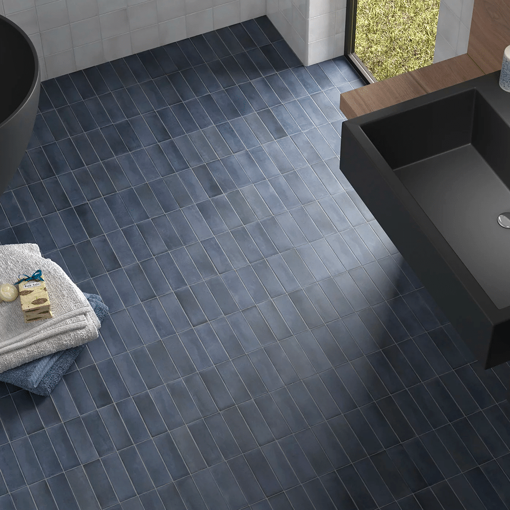 Cool mat i farven Blue Night