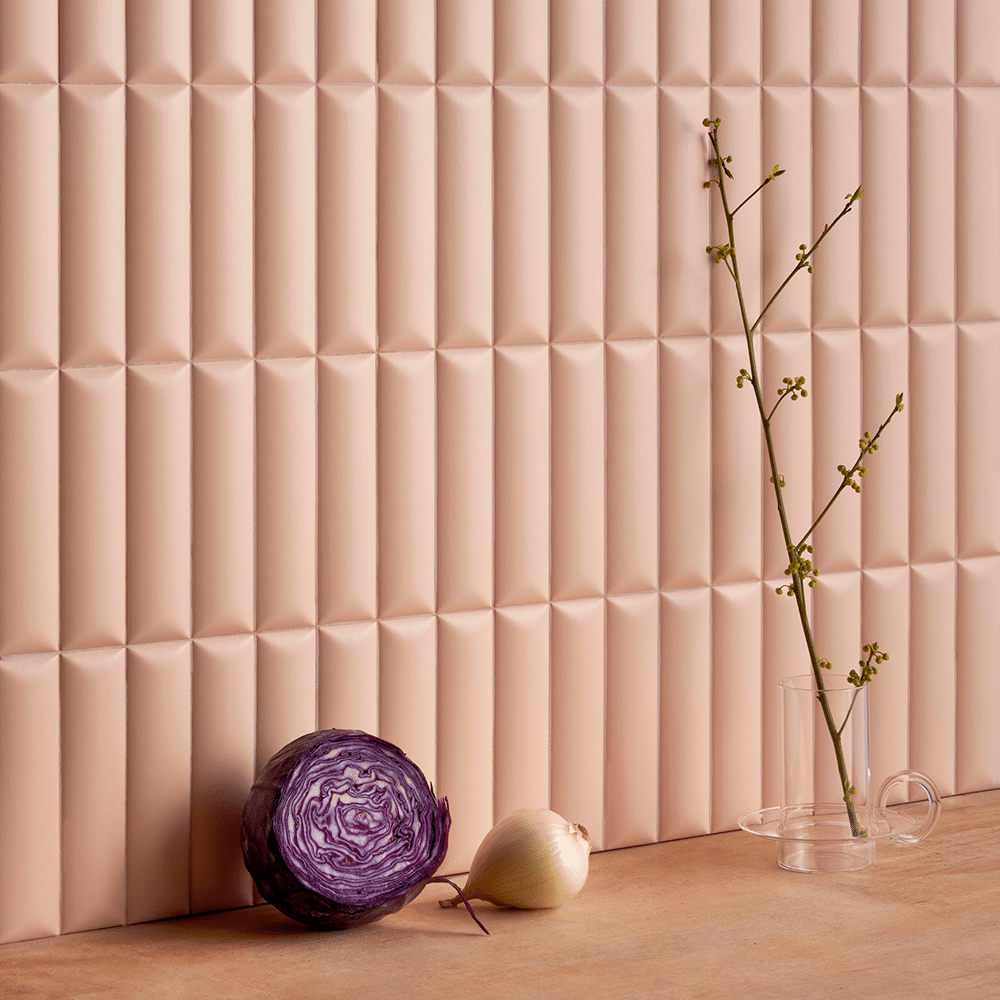 Cookie Curve flisen i farven Powder