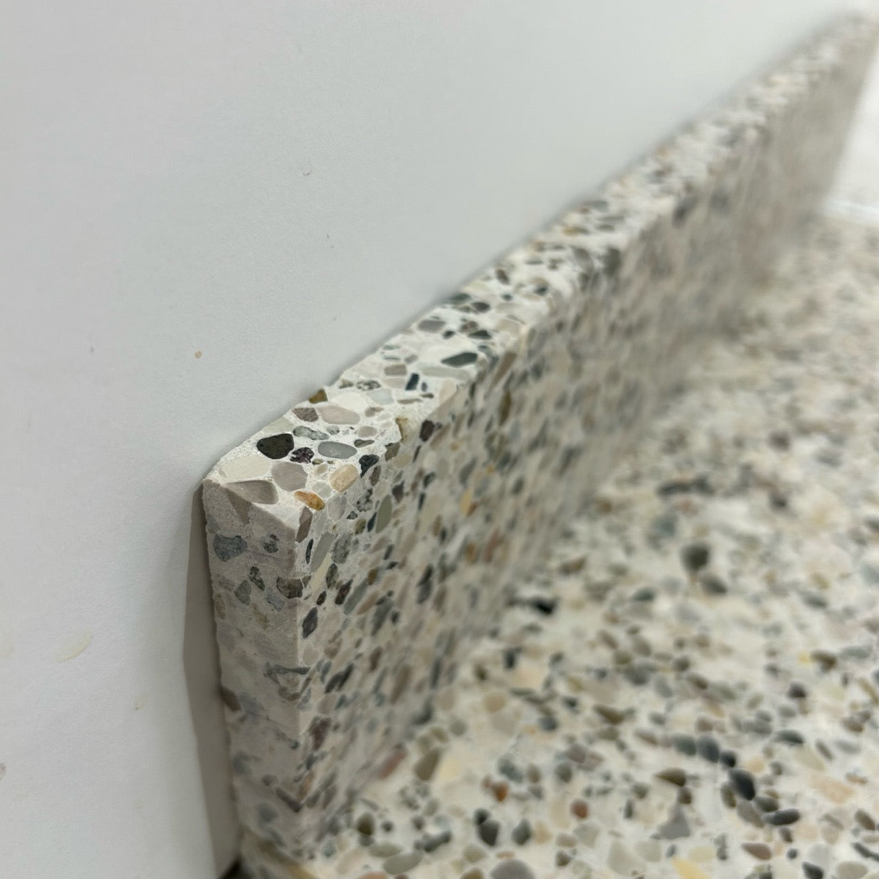 Terrazzo 1520 - 7,5 x 40 cm Sokkelkant
