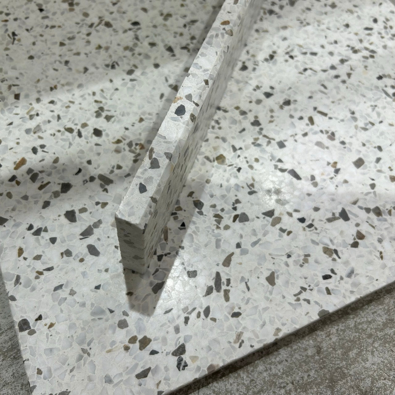 Terrazzo 1803 – 7,5 x 40 cm Sokkelkant